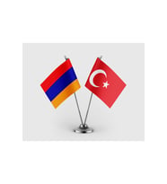 Ermenistan Bayrağı ve Türk Bayrağı İkili Saten Masa Bayrağı Takımı