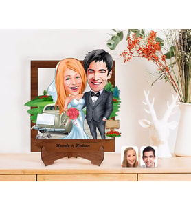BK Gift Kişiye Özel Evleniyoruz Karikatürlü Ahşap Standlı 3D Biblo-1 (Beyaz)