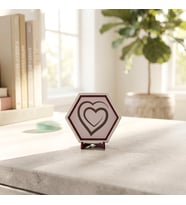 Estetik İç İçe Kalp Temalı Masaüstü Süsü Yaşam Alanlarınıza Pozitif Enerji Katan Modern Bir Dekoratif Parça 10x10 cm, Yavru Ağzı