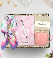 Kişiye Özel Pembe Baskılı Defter & Beyaz Tükenmez Kalem & Tasarım Fular & Pembe Kupa Hediye Seti