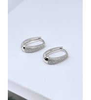 Zirkon Taşlı Oval Küpe (Gümüş)