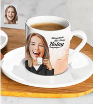 Nihayetinde Kolay Yetişmiyor Kişiye Özel Karikatürlü Türk Kahvesi Fincanı (Beyaz)