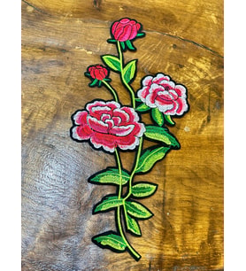 ÜTÜ İLE YAPIŞAN ÇİÇEK DEMETİ ARMA DİKİŞ GİYİM APLİKE 36X18 CM