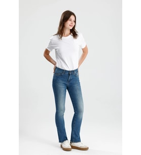 #KadınJean Orta Koyulukta Indigo Denim Boot Cut Kesim Monica24 Rahat Kadın Jean Pantolon