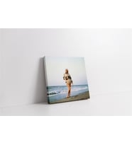 Marliyn Monroe Sahil Kenarındayken