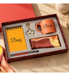 BK Gift Kişiye Özel İsimli Not Defteri & Kupa Bardak & Yıldız Anahtarlık & Kalem & Fular - Hediye Kutulu Set-2