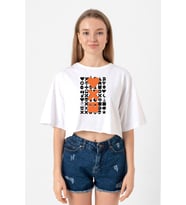 Love Death Robots Orange Beyaz Kadın Crop Tshirt