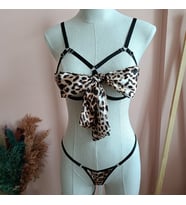 Scarlet Leopar Desen Fiyonklu Bralette ve String Takım / Bacak Bandı Hediyeli-KAHVERENGİ