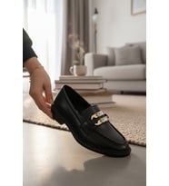 Enoch Kadın Baget Kesim Kristal Taşlı Gold Tokalı Klasik Loafer