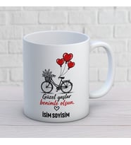 Kişiye Özel Güzel Yaşlar Benimle Olsun Baskılı Kupa – İsimli Bisiklet & Kalp Detaylı Doğum Günü Hediyesi