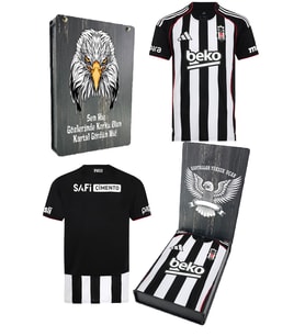 Beşiktaş Orijinal 25/26 Siyah Beyaz Çubuklu Forma Bjk Kartal Baskılı Hediyelik Ahşap Kutulu