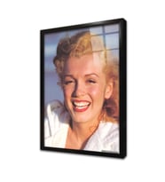Renkli Marilyn Monroe Çerçeveli Cam Tablo