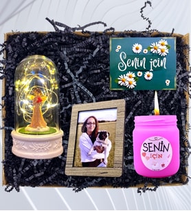Kişiye Özel Fotoğraflı Hediye Seti & Işıklı Şans Melekli Fanus & Kokulu Pembe Mum