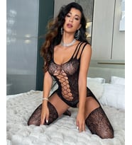 Secret Babe Siyah Jartiyerli Tasarım Önü Geniş File Dekolte Detaylı Askılı Vücut Çorabı