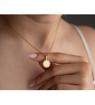 925 Ayar Gold Renk Mineli Pırlantalı Papatya Kolye
