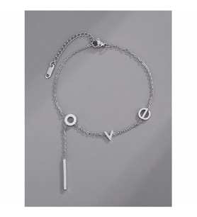 Gümüş Renk Love Kolye 946