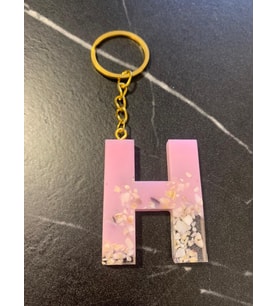 H Harfi Pembe Renk Epoksi ve Deniz Kabuğu Kırığı Süslemeli Gold Halka Anahtarlık El Yapımı Hediyelik