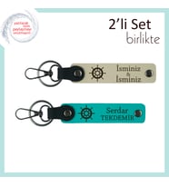 Denizle Bütünleşen Hediye Arayanlara, Gemi Temalı Anahtarlık Takımı, Sütlü Kahve-Koyu Turkuaz