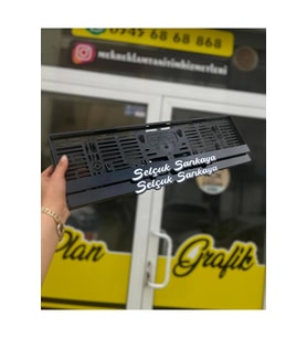 SARKIK MODEL İSİME ÖZEL PLEKSİ PLAKALIK