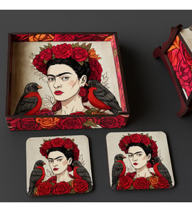 Frida Tasarımlı Ahşap Tepsi ve 2'li Bardak Altlığı Seti (Karışık)