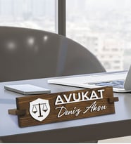 BK Gift Kişiye Özel Figürlü Avukat Masa İsimliği, Yeni İş Hediyesi, Arkadaşa Hediye, Ofis Hediyesi