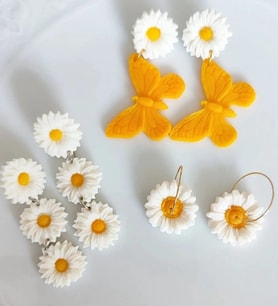 Butterfly Daisy El Yapımı Papatyalı Sarı Kelebek Sallantılı Küpe