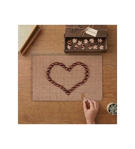 Kahve Çekirdeklerinden Kalp Tasarımı 240 parça Ahşap Puzzle Ahşap Kutuda MP00357