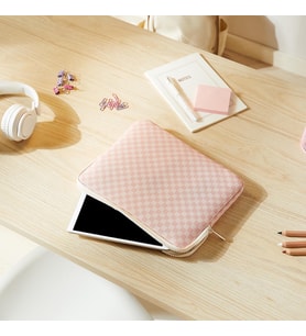 Ocean Home Textile Su İtici Leke Tutmaz Pembe Dama Desen Tablet Taşıma Çantası / Kılıfı 27 x 21 x 2 cm