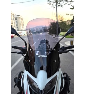 MOTOCAM Benelli TRK 251 Ön Cam 2019-2023 Model 56cm Füme Renkli 4mm