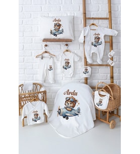 Pia Baby Premium %100 Pamuk 11 Parça İsimli Erkek Bebek Hastane Çıkışı Yeni Doğan Hediyelik Set 500100