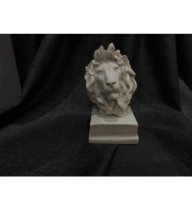 El Yapımı Aslan Başı Büstü