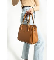 Kadın Kol Çantası Çapraz Askılı Omuz Çantası 24*20 Cm Suni Deri Mega Bag El Çantası Business