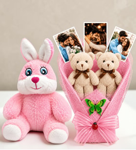 Kişiye Özel 3 Fotoğraflı Gri Peluş Ayıcık Buketi ve Pembe Peluş Tavşan Kadına Hediye Sevgiliye Hediye
