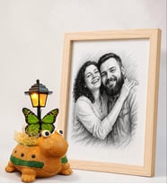 Kişiye Özel Karakalem Fotoğraflı Ahşap Çerçeve ve Sevimli Kaplumbağa Masa Lambası