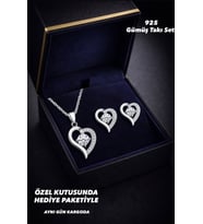 925 Ayar Damgalı Gümüş Kaplama Kalp Tasarım Pırlanta Görünümlü  Kolye Küpe Takı Seti (Silver)