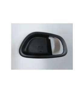 HYUNDAI I10- 08/11 ÖN KAPI İÇ AÇMA KOLU ÇERÇEVESİ SOL SİYAH 82611-0X0004X