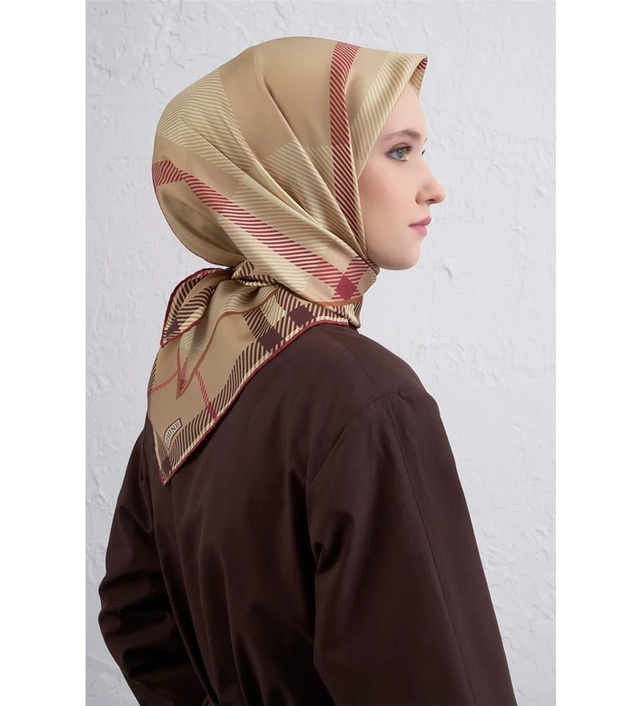 05 Armine Sura İpek Eşarp 9418D