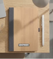 Kişiye Özel İsim Baskılı Defter & İsme Özel Gümüş Renk Roller Kalem (Bambu)