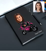 Kişiye Özel Motorcu Kadın Tasarımlı Karikatür Defter Ve Kalem Seti 58