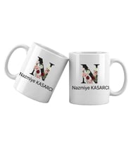 N Harfli Kişiye Özel İsimli Porselen Kupa Bardak – Çiçekli Monogram Harf Tasarımlı İsim Yazılı Kişiselleştirilebilir Hediye Kupa (Beyaz)