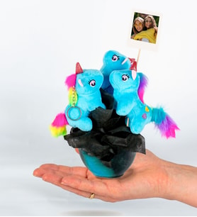 Kişiye Özel Çini Saksı Üçlü Unicorn Buketi