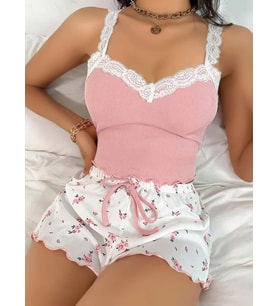 Kadın Çiçek Desenli Dantel Askılı Şortlu Pijama Takımı 5200