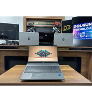 HP 250 G8 Intel Core i7 1165G7 16GB 256GB SSD Iris Xe 15.6" FHD 34N99ES  (İKİNCİ EL)