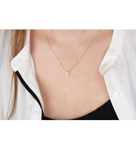 Glorria Gümüş 3 Boyutlu Minimalist E Harfi Kolye (Çok Renkli)