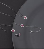 925 Ayar Gümüş Yakut Taşlı Oval Takı Seti