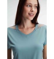 Kadın Kısa Kol Bisiklet Yaka Çiçek Desenli Yazlık Transparan Tül Detaylı Pijama Takımı (Renksiz)