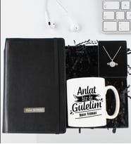 Öğretmenler Günü Kişiye Özel Defter & Kupa & Satürn Kolye Hediye Seti