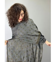 PUANTİYELİ DESENLİ TASARIM KADIN ŞAL FULAR 190X70 CM (Kahverengi)