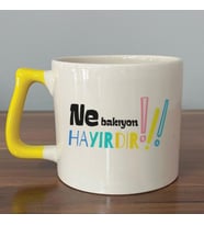 Ne Bakıyon Hayırdır Baskılı Sarı Kulplu D Kupa