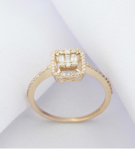 Rose Gold Pırlanta Baget Yüzük